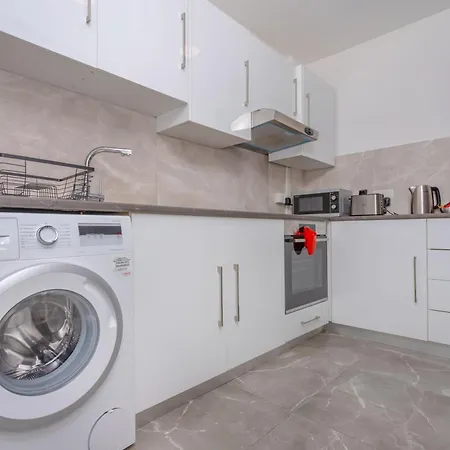 White Arches #2 By Trulycyprus 아파트 레메소스